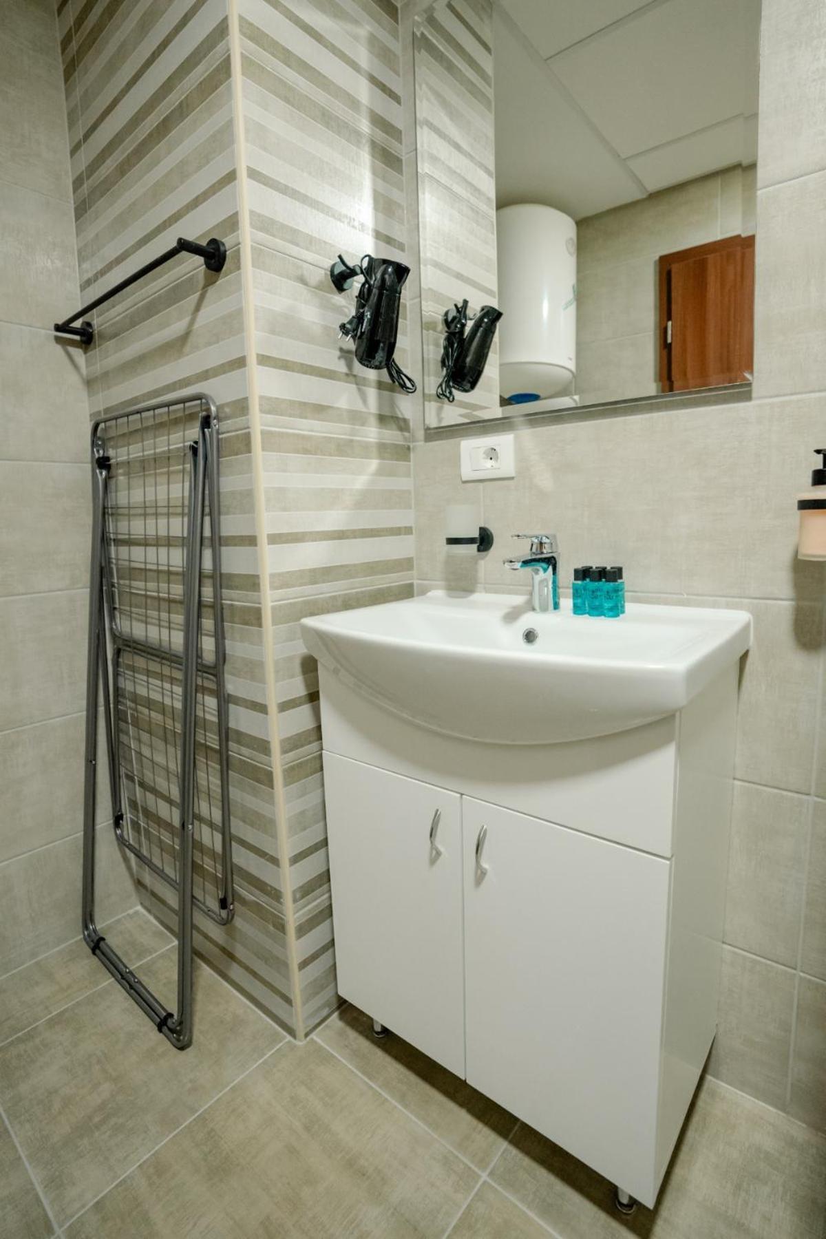 Darki Apartments 2 - Very Central Stay With Free Parking Ohrid Exteriör bild